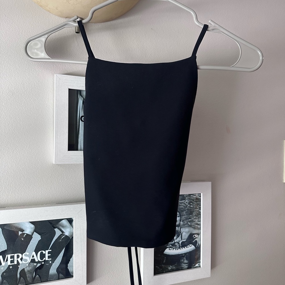 Black Cropped Top